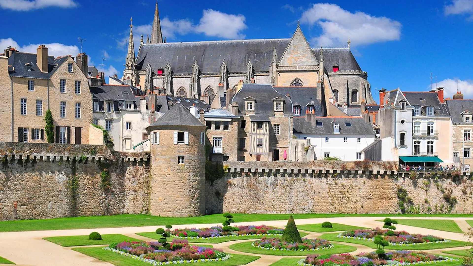 Appartement Studio De Caractere Du Centre Historique De Vannes